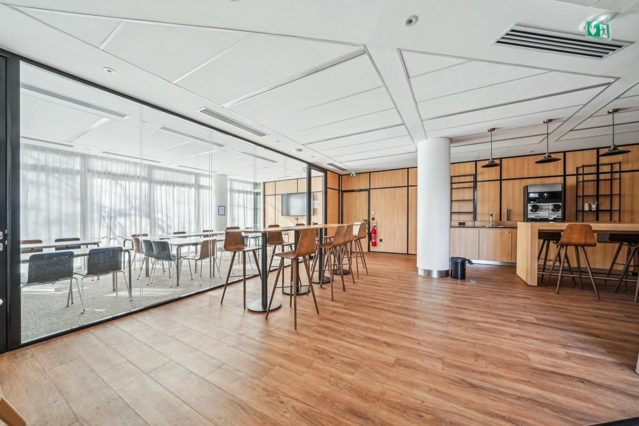 Bureau Issy-les-Moulineaux 1840m² Location bureau Issy-les-Moulineaux Hauts-de-Seine OLBUR2529272 3
